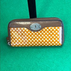 FOSSIL KEY PER POIKA DOT ZIP AROUND WRISTLET WALLET